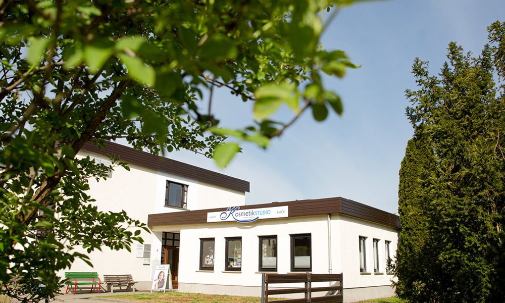 Slider Institut außen